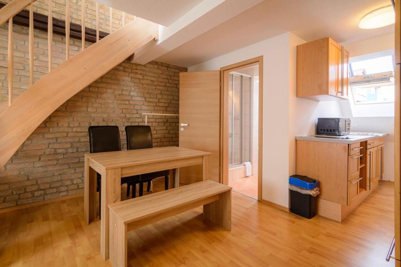 Hotel Zum Engel In Speyer - Roemerberg Berghausen  ภายนอก รูปภาพ