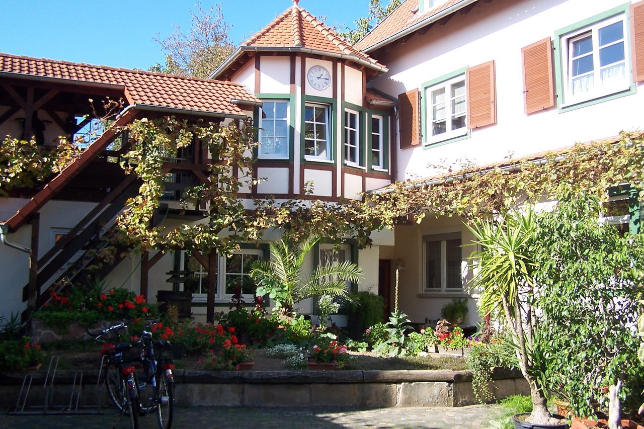 Hotel Zum Engel In Speyer - Roemerberg Berghausen  ภายนอก รูปภาพ